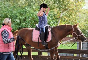 Bij Hippago Zorg kun je ook leren paardrijden